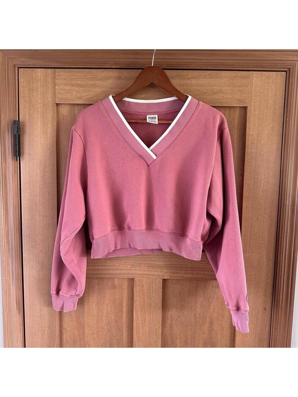 Victoria’s Secret PINK Fleece Long Sleeve V-Neck Cropped Pullover Women’s Small